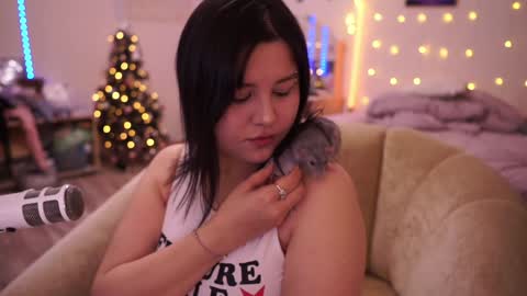 roxysuh online show from January 28, 2025, 3:15 am