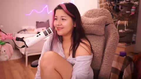 roxysuh online show from September 26, 2025, 8:18 am