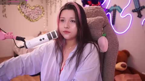 roxysuh online show from November 2, 2025, 10:50 am