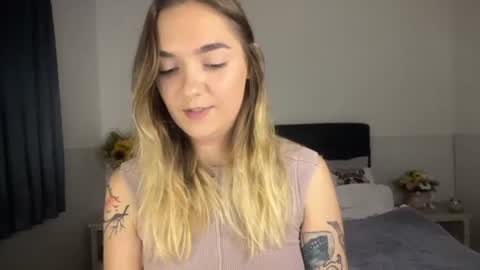 Roxy online show from July 6, 2026, 3:03 pm