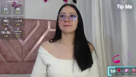 Roxy online show from June 28, 2026, 7:47 am
