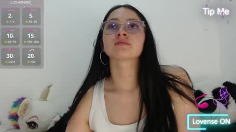Roxy online show from August 8, 2026, 2:57 am