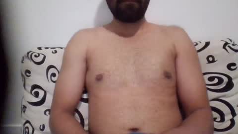 roy018 online show from July 25, 2026, 1:41 pm