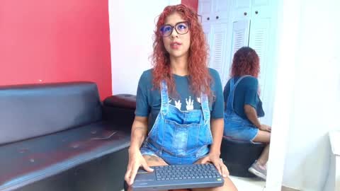 Snapshot of roy_luna chatting on September 9, 2025, 1:10 pm Roy Luna online show from September 9, 2025, 1:10 pm