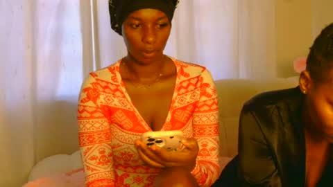 Snapshot of royal_petite10 chatting on July 2, 2026, 10:43 am kate online show from July 2, 2026, 10:43 am