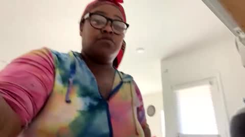 royalepryncess online show from November 10, 2025, 9:36 pm