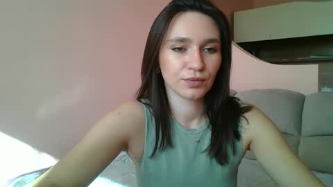 Roza05x online show from October 8, 2025, 8:56 am