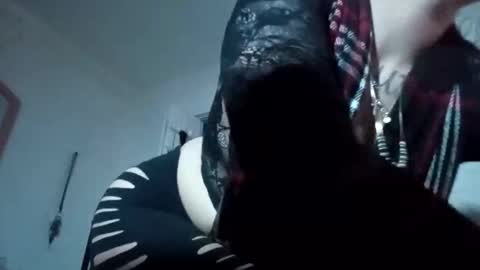 Snapshot of rraineonme chatting on January 7, 2026, 10:51 am rraineonme online show from January 7, 2026, 10:51 am