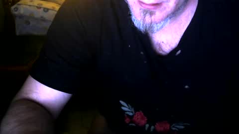 Snapshot of rrd85 chatting on February 14, 2025, 3:33 am rrd85 online show from February 14, 2025, 3:33 am