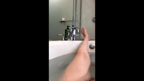 ireneTxCD online show from February 24, 2025, 10:25 pm