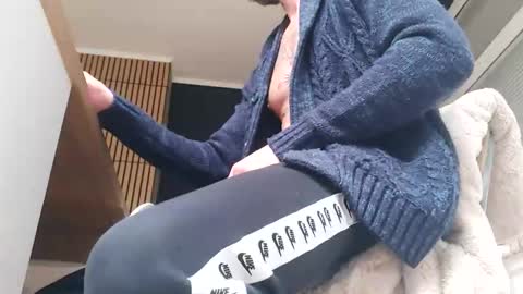 Snapshot of ruan8080 chatting on October 28, 2025, 10:19 am petit cochon online show from October 28, 2025, 10:19 am