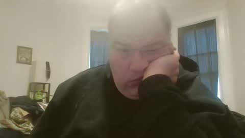 rubbersoulhole online show from April 30, 2026, 11:27 am