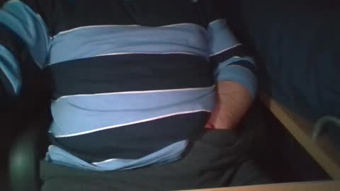 ruben90mr online show from December 15, 2024, 2:08 am