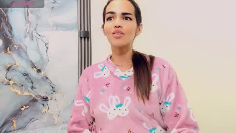 Rubi i love online show from November 25, 2025, 11:43 am