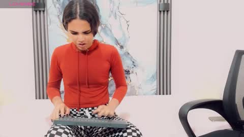 Rubi i love online show from November 30, 2025, 11:58 am