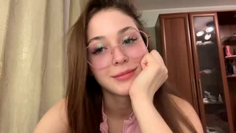 Adel online show from May 26, 2026, 7:32 pm