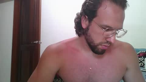 Snapshot of rubio121 chatting on October 1, 2025, 4:24 pm rubio121 online show from October 1, 2025, 4:24 pm