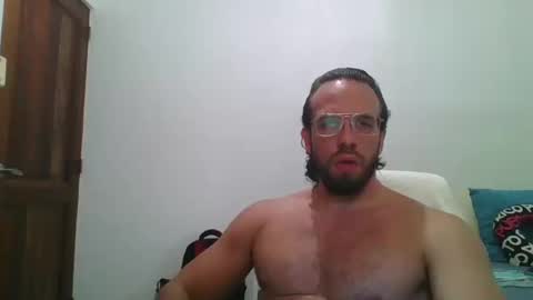 Snapshot of rubio121 chatting on October 16, 2025, 3:02 pm rubio121 online show from October 16, 2025, 3:02 pm