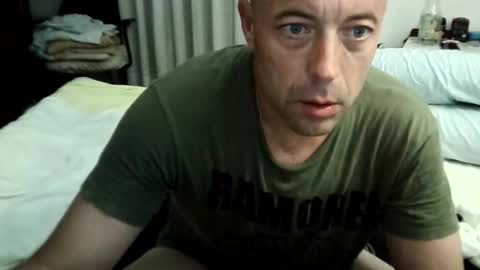 Snapshot of rubito42 chatting on October 15, 2025, 11:27 pm rubito42 online show from October 15, 2025, 11:27 pm