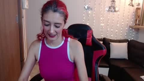 ruby_your_milf online show from December 15, 2025, 7:29 pm