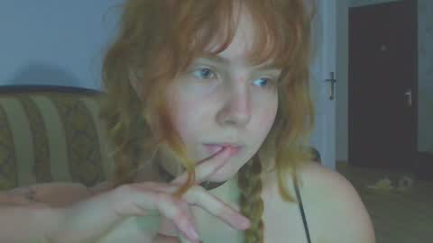 Snapshot of rubylynxxx chatting on December 8, 2024, 3:02 pm rubylynxxx online show from December 8, 2024, 3:02 pm