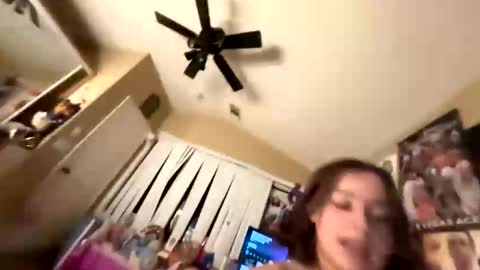 rubymonroe2007 online show from March 27, 2026, 2:17 am