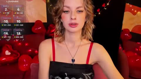 Snapshot of rubytwinkle chatting on February 13, 2025, 8:45 pm Ruby online show from February 13, 2025, 8:45 pm