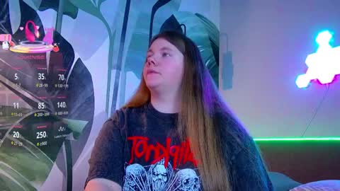 Snapshot of rubyvalen chatting on April 2, 2026, 1:36 am Ruby online show from April 2, 2026, 1:36 am