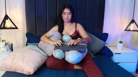 Snapshot of rubyvixxen_ chatting on October 4, 2025, 3:26 am Ruby online show from October 4, 2025, 3:26 am