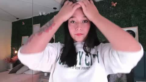 Snapshot of rubyvixxen_ chatting on October 30, 2025, 3:30 am Ruby online show from October 30, 2025, 3:30 am