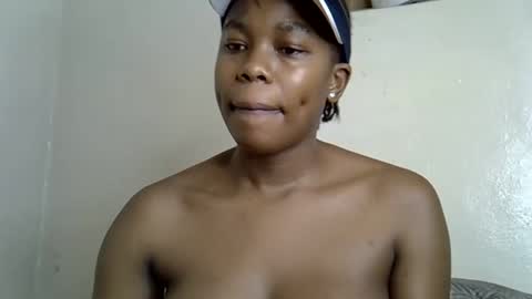 Rue online show from October 5, 2025, 3:05 am