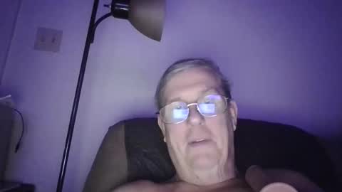 Snapshot of rufus_dungeonmaster_mars chatting on October 17, 2025, 11:07 pm rufus_dungeonmaster_mars online show from October 17, 2025, 11:07 pm