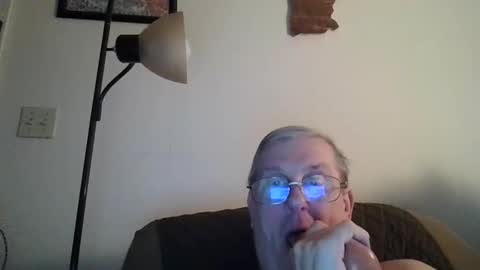 rufus online show from October 17, 2025, 7:27 pm