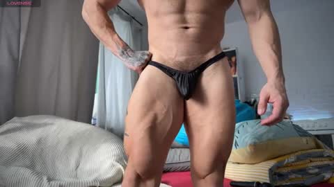 Snapshot of rusbigpaul chatting on February 22, 2025, 9:34 am Paul online show from February 22, 2025, 9:34 am