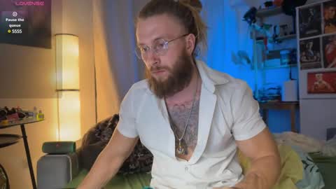 Snapshot of rusbigpaul chatting on March 9, 2025, 6:00 pm Paul online show from March 9, 2025, 6:00 pm