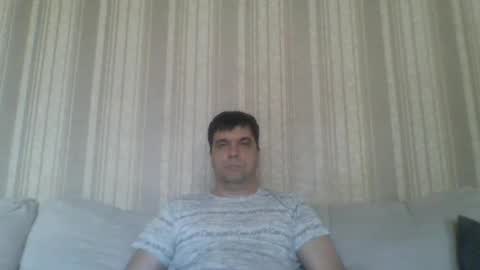 rusqadisx online show from January 15, 2025, 7:05 am