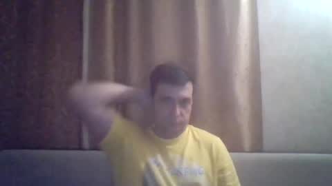 rusqadisx online show from October 31, 2025, 7:37 pm