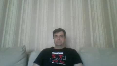 rusqadisx online show from April 1, 2026, 1:41 pm