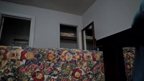 russell417673 online show from November 14, 2025, 3:55 pm