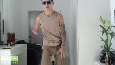 MillionDollarGuy online show from February 1, 2026, 3:05 am