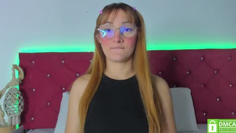 Snapshot of ruth_harvey chatting on December 8, 2024, 1:14 pm Ruth online show from December 8, 2024, 1:14 pm
