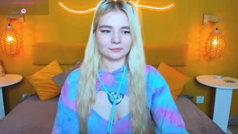 ruthbryant online show from November 22, 2025, 12:31 am