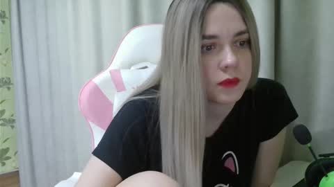 Tanyushka online show from December 2, 2025, 6:58 pm