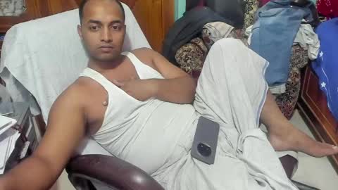 rwb17 online show from April 26, 2026, 6:33 am