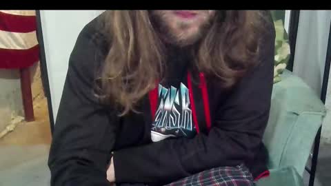 rwb1982 online show from December 20, 2025, 1:07 pm