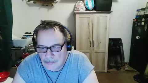 Snapshot of rwzar_0712 chatting on October 26, 2025, 11:53 pm rwzar_0712 online show from October 26, 2025, 11:53 pm