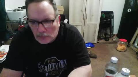 Snapshot of rwzar_0712 chatting on November 1, 2025, 3:52 am rwzar_0712 online show from November 1, 2025, 3:52 am