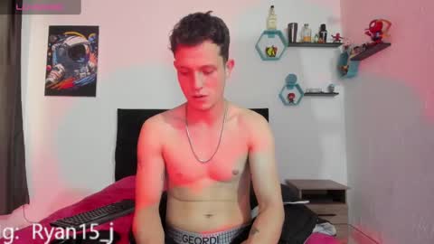 Snapshot of ryan15_ chatting on February 19, 2025, 2:34 pm Ryan 15 online show from February 19, 2025, 2:34 pm