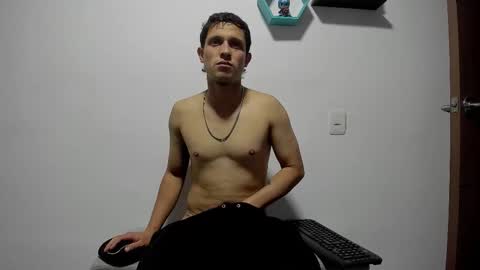 Snapshot of ryan15_ chatting on March 11, 2026, 11:33 pm Ryan 15 online show from March 11, 2026, 11:33 pm