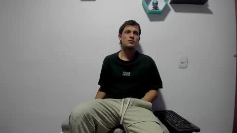 Snapshot of ryan15_ chatting on March 13, 2026, 1:23 am Ryan 15 online show from March 13, 2026, 1:23 am